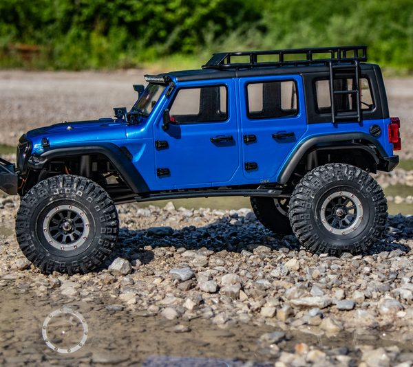 1-10-EP-Crawler-CR3-4-SHERPA-BLEU-RTR-12012_b_14