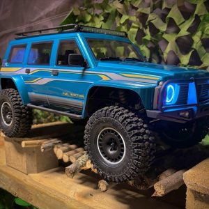 1-10-EP-Crawler-CR4-4-PATROL-bleu-clair-RTR-12040_b_3