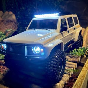 1-10-EP-Crawler-CR4-4-PATROL-creme-RTR-12042_b_3