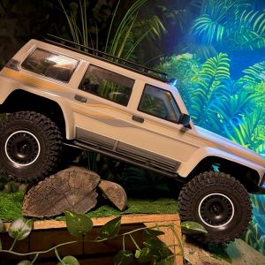 1-10-EP-Crawler-CR4-4-PATROL-creme-RTR-12042_b_4